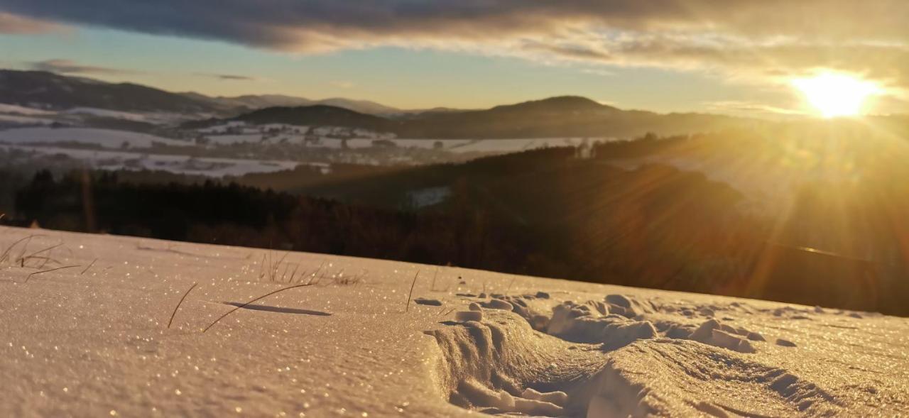 Penzion Rzehaczek Dolní Lomná Buitenkant foto