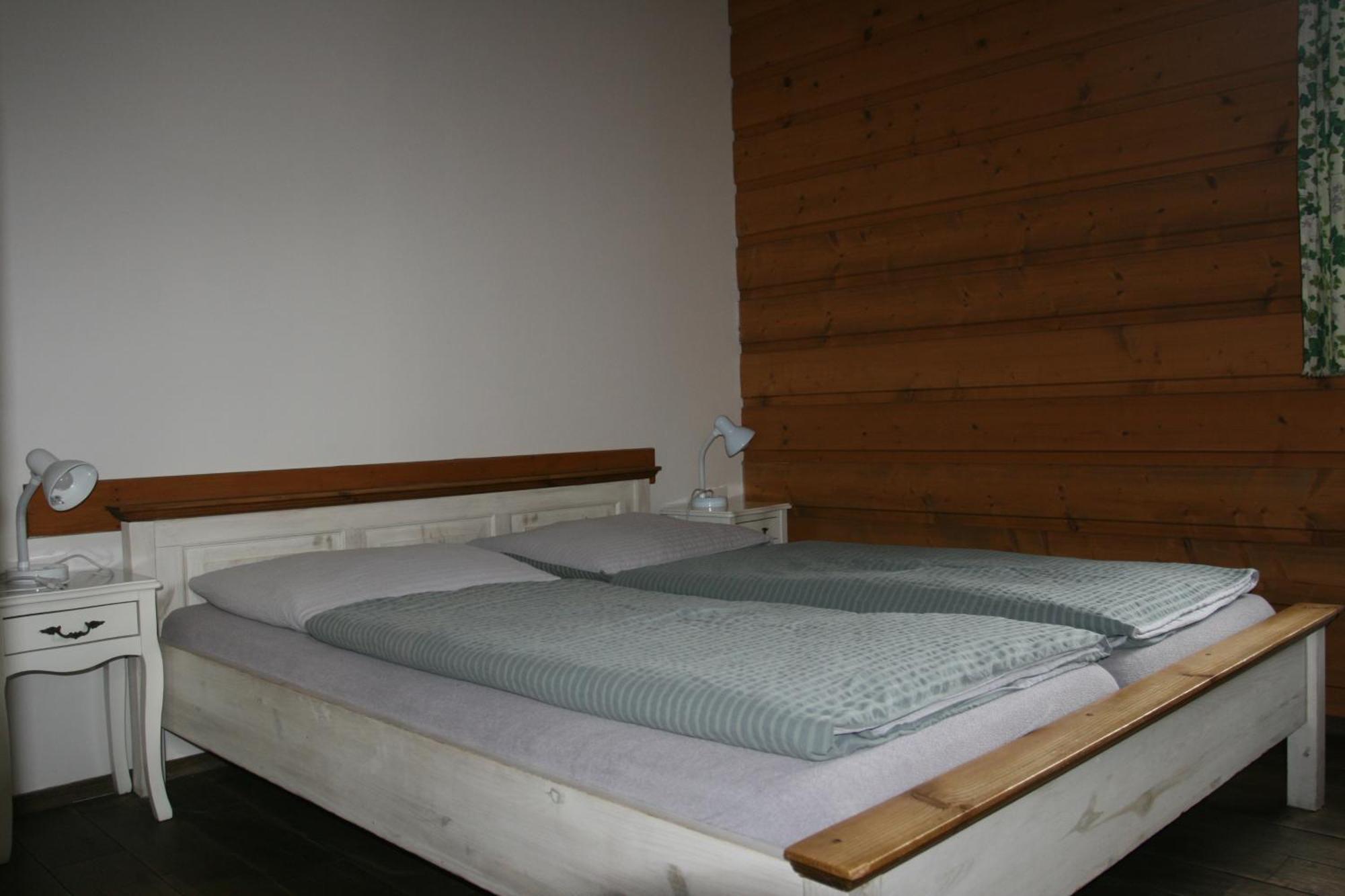 Penzion Rzehaczek Dolní Lomná Buitenkant foto